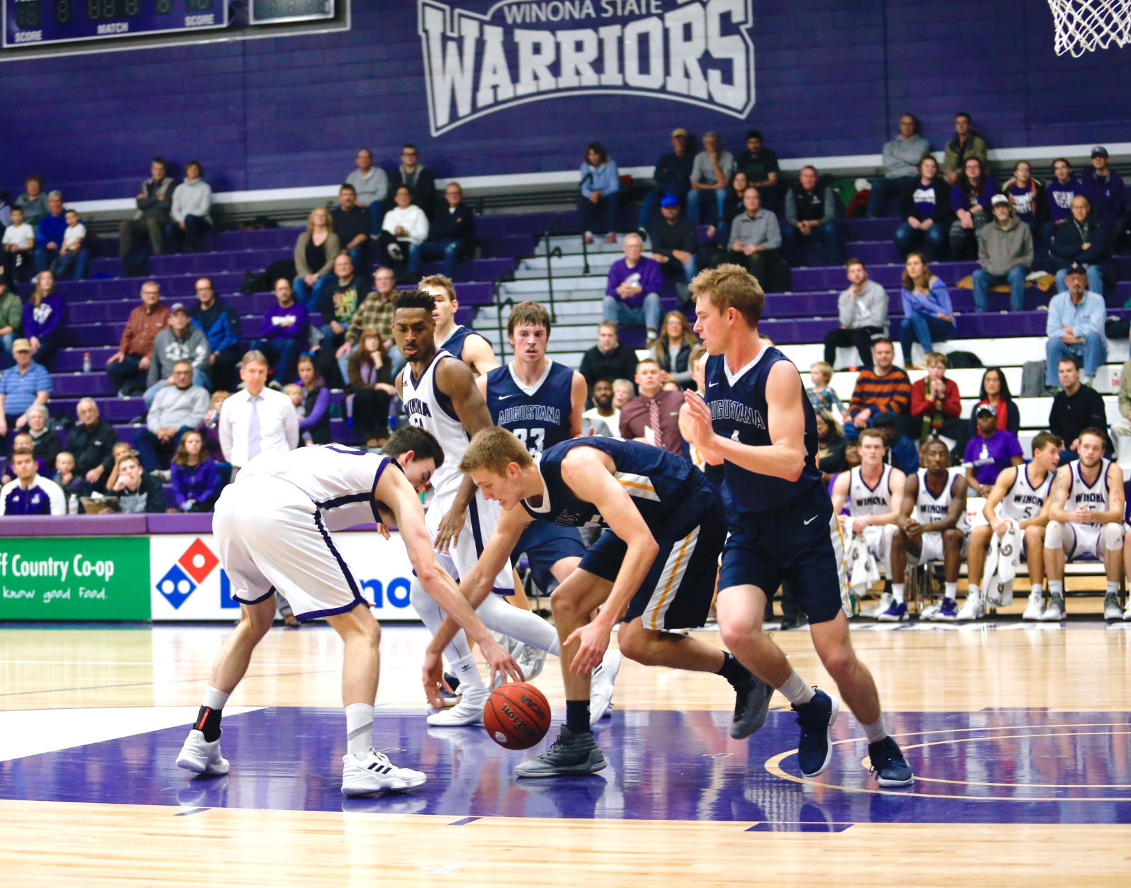 WSU MBB vs Augustana 7